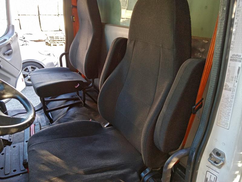 2015 FREIGHTLINER M2 106 MED #3303669929