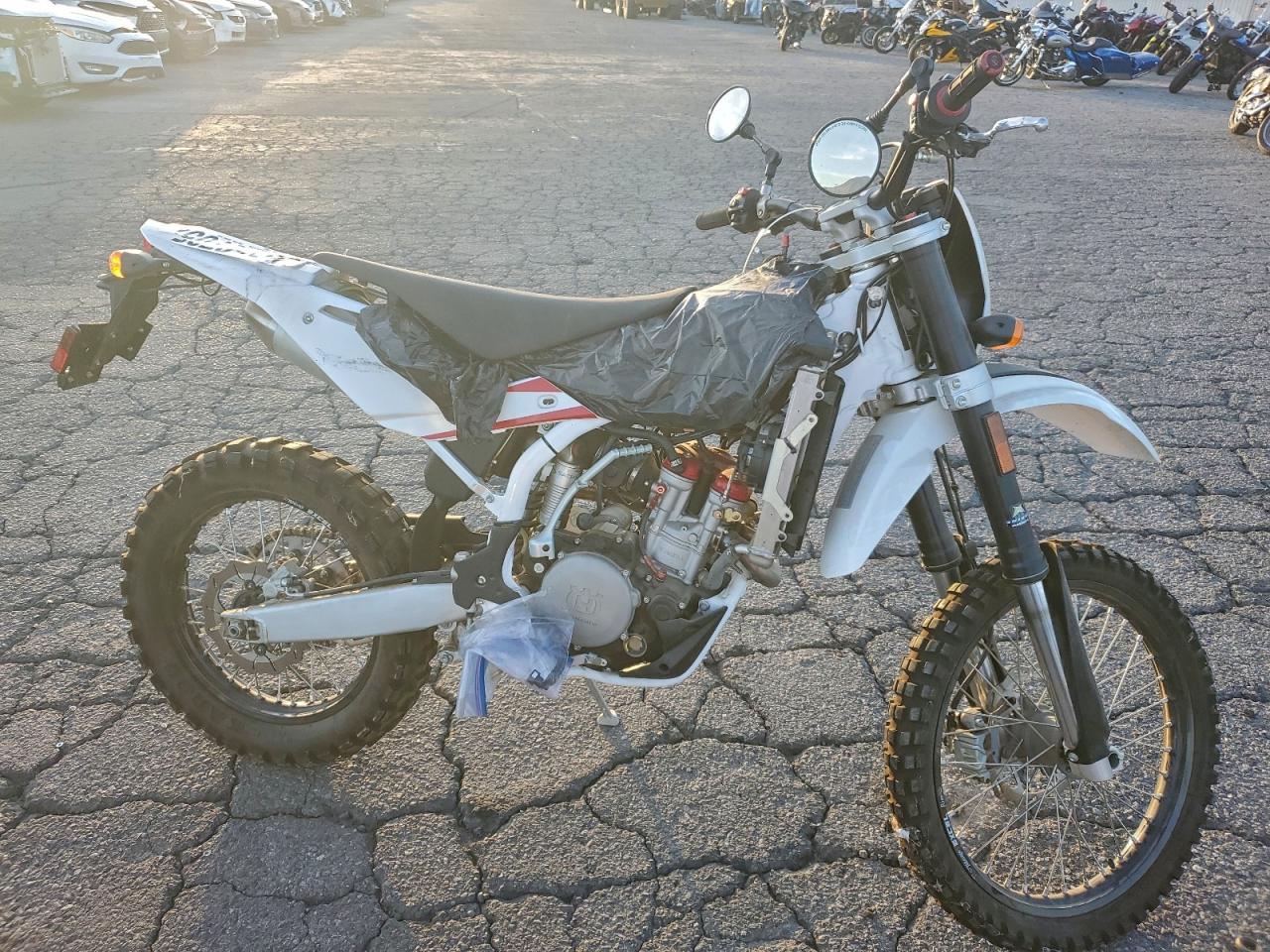 Lot #3318186945 2010 HUSQVARNA TE 310