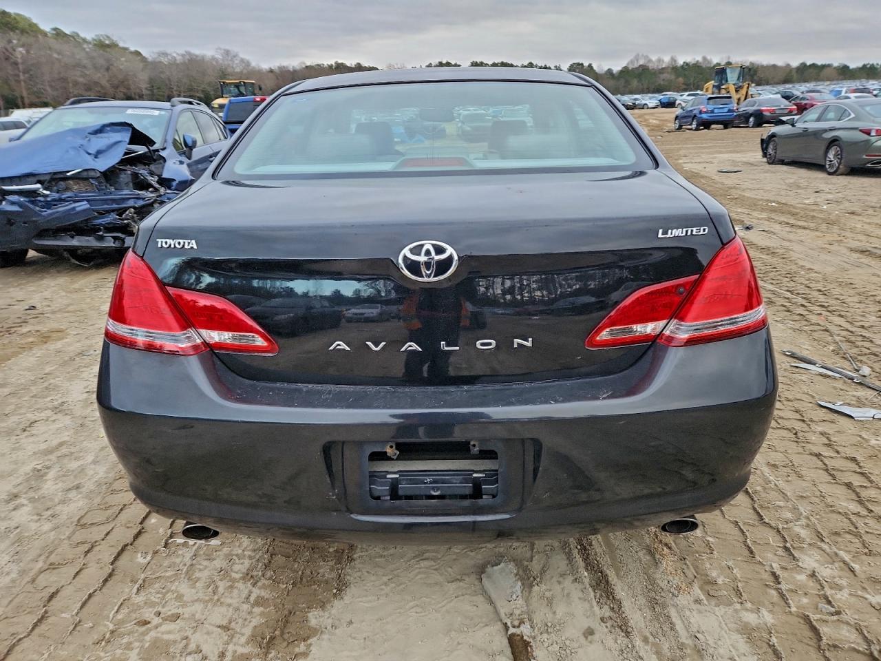 Lot #3310394961 2006 TOYOTA AVALON XL