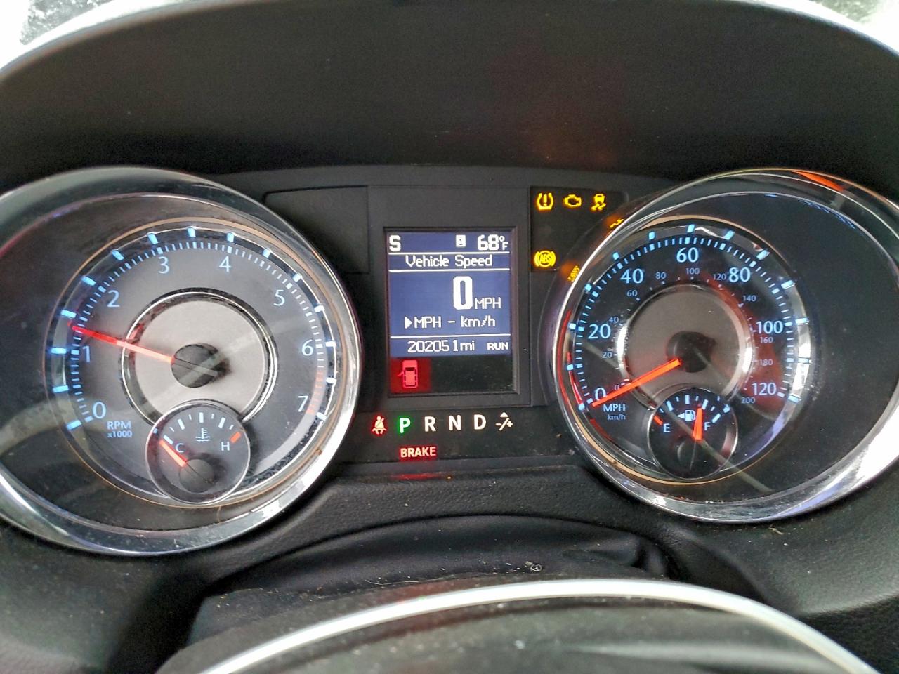 CHRYSLER TOWN & COUNTRY TOURING L