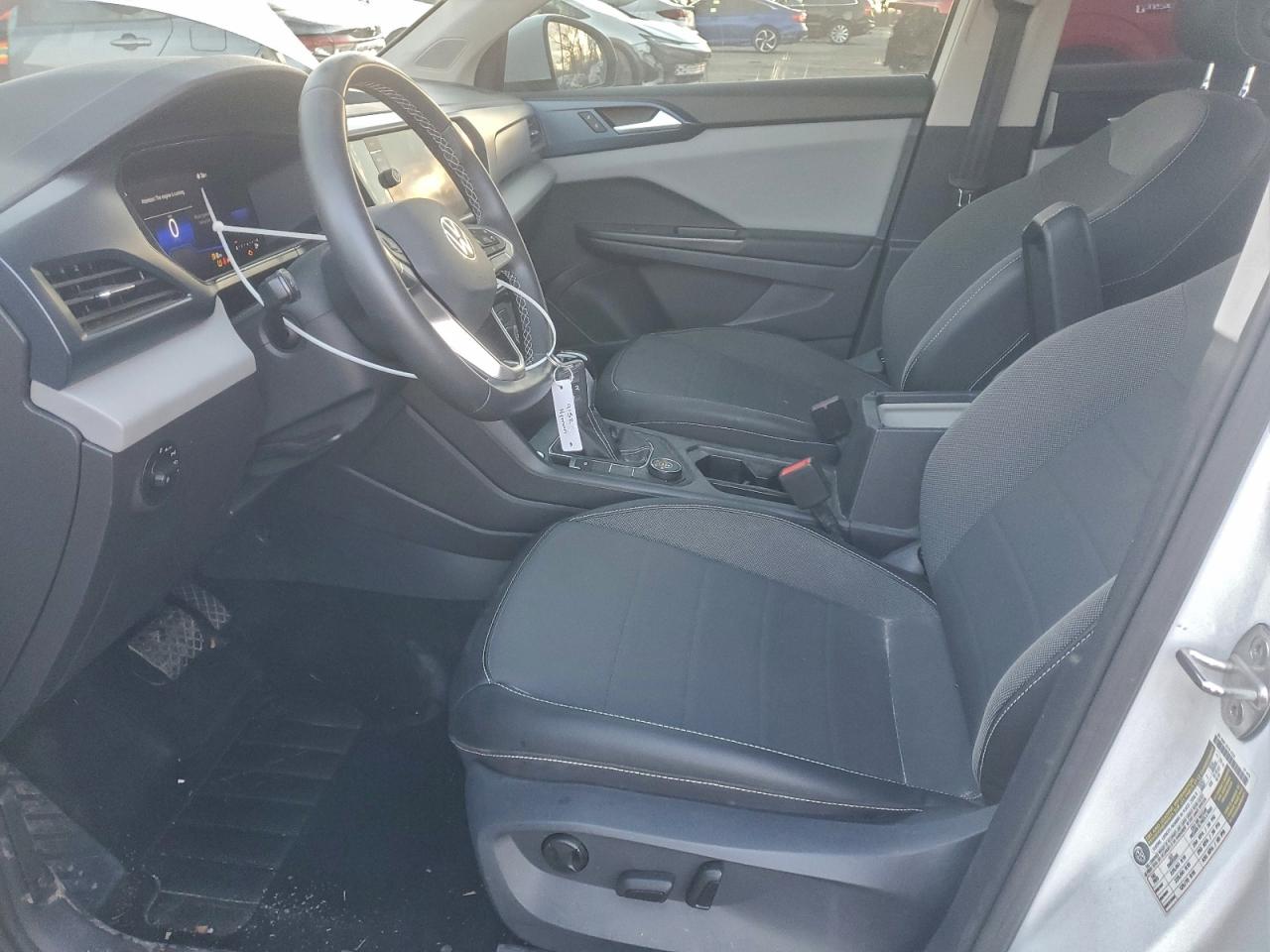 VOLKSWAGEN TAOS SE IQ DRIVE