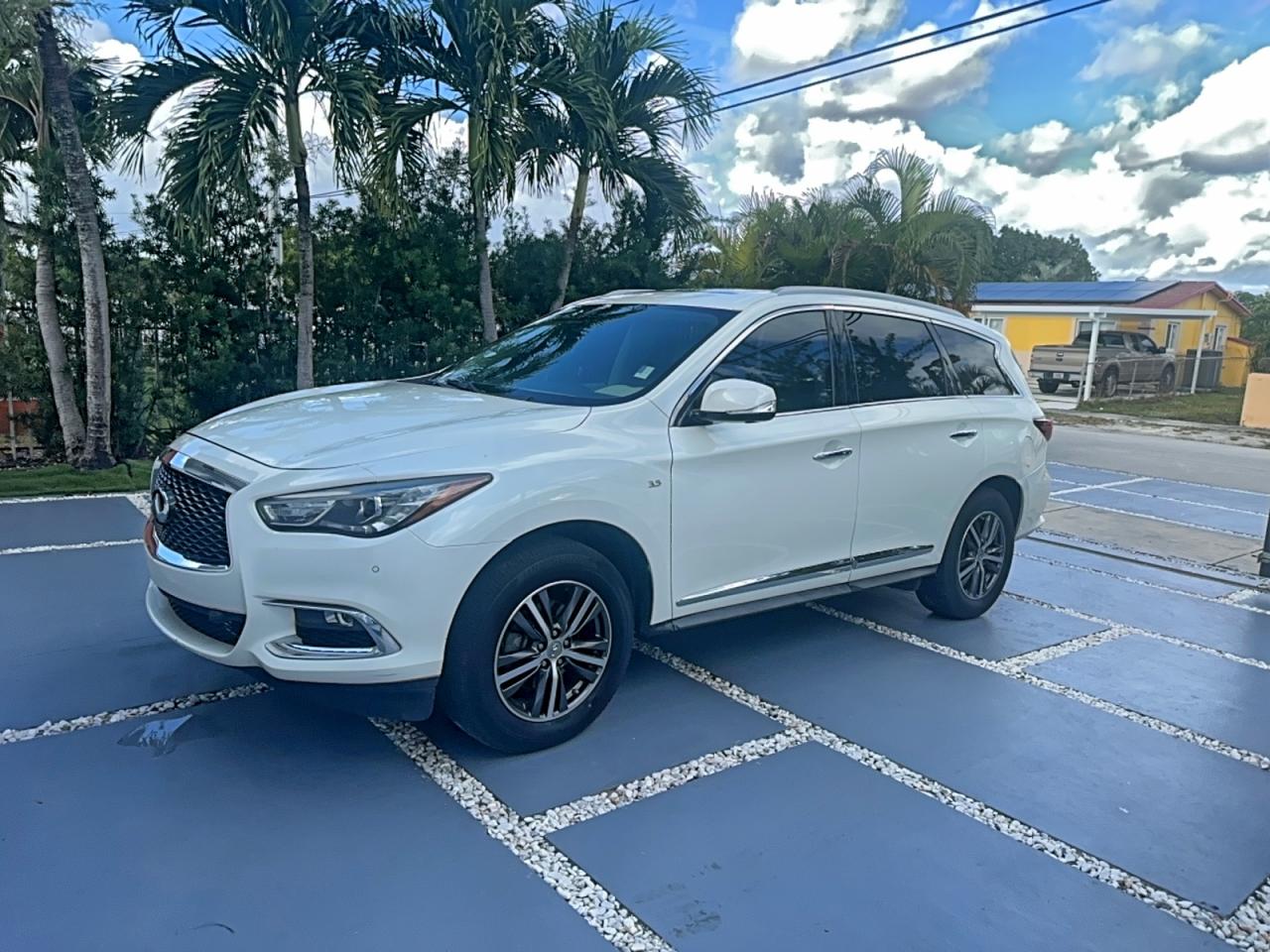 INFINITI QX60