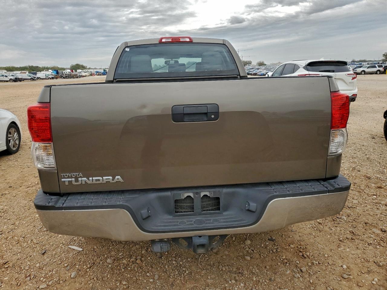 TOYOTA TUNDRA DOUBLE CAB SR5