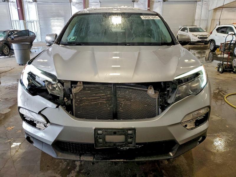 2016 HONDA PILOT EXL #3308236168