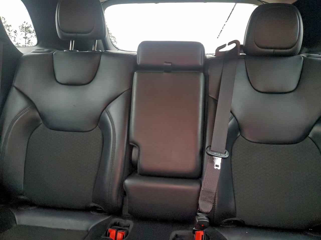 JEEP GRAND CHEROKEE LATITUDE PLUS