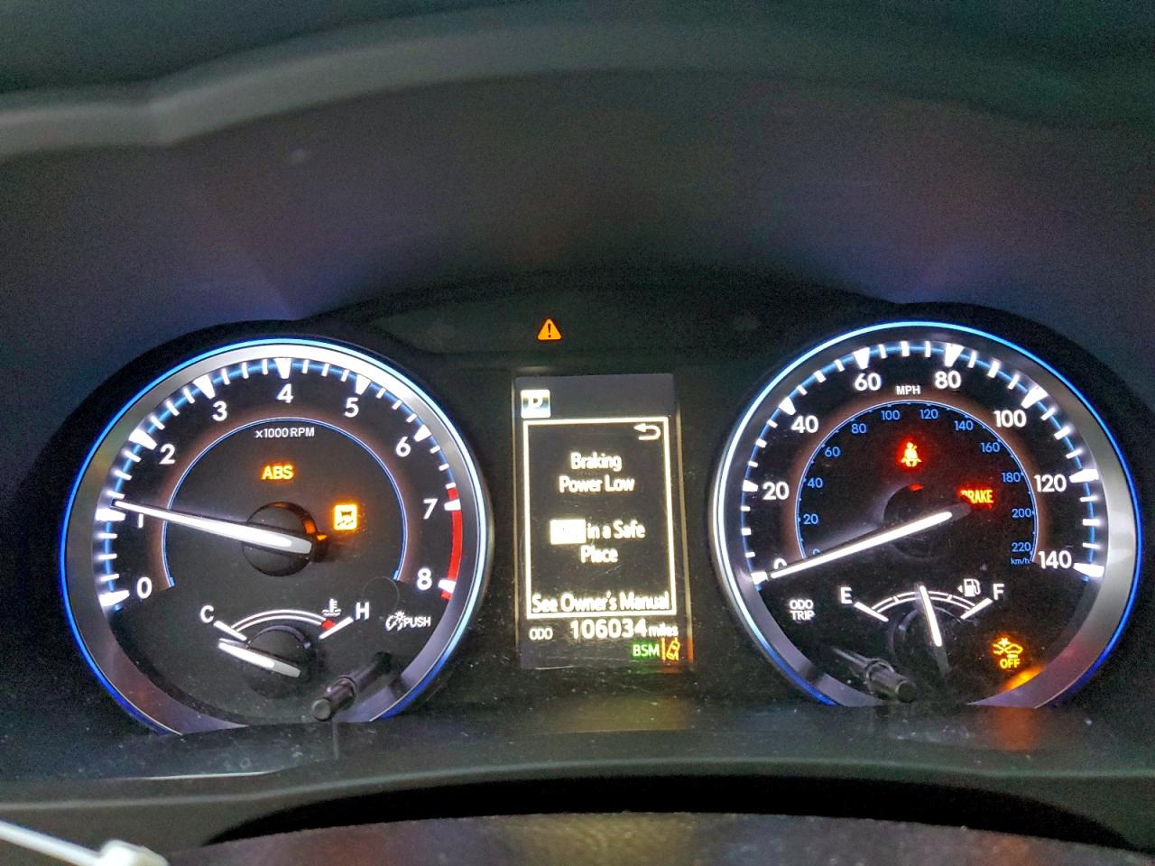 TOYOTA HIGHLANDER SE