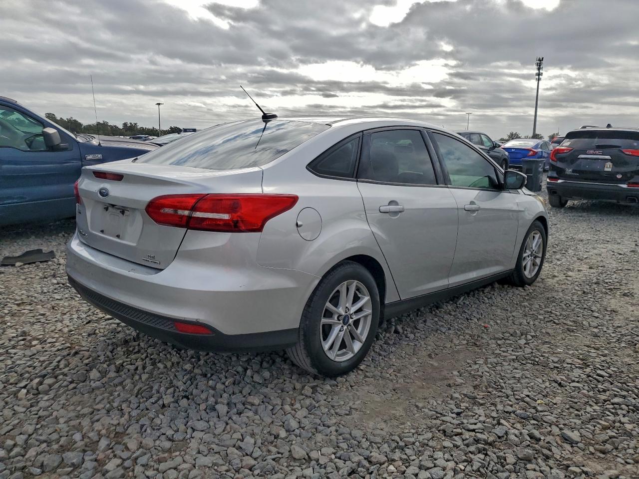 Lot #3316968089 2016 FORD FOCUS SE