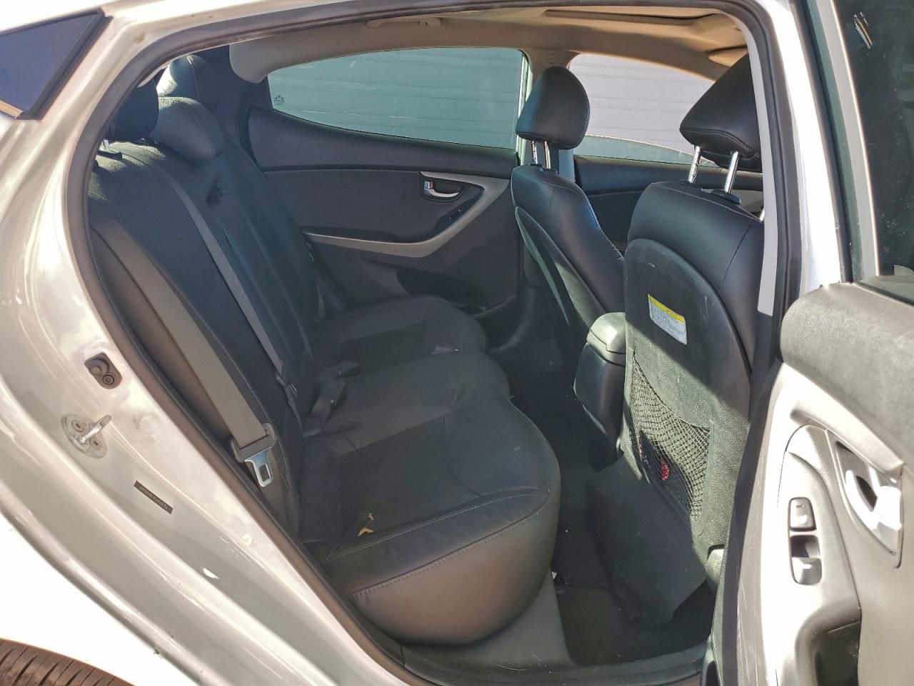 Lot #3302918057 2016 HYUNDAI ELANTRA SE