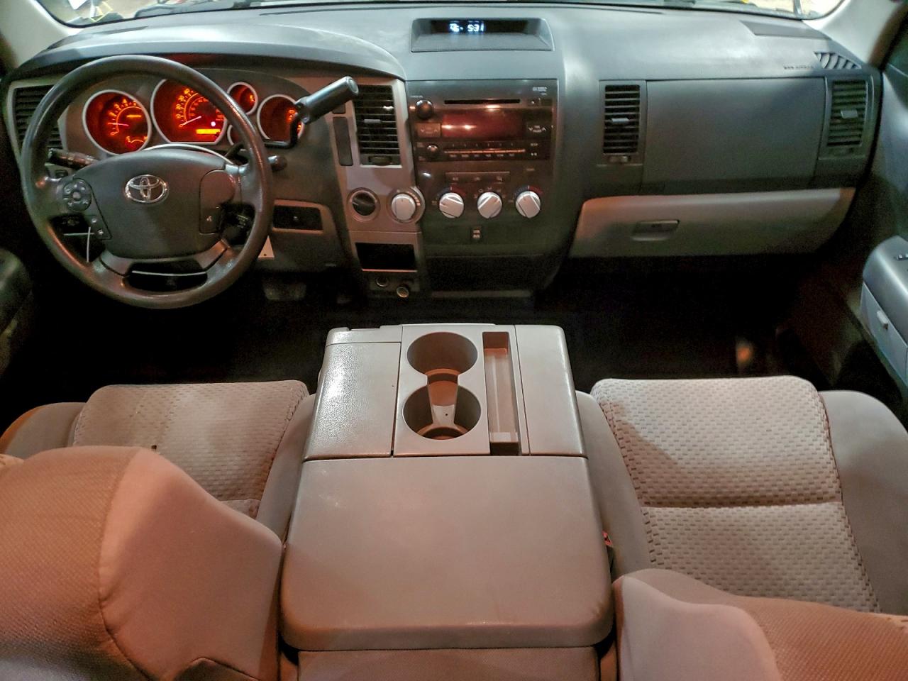 TOYOTA TUNDRA DOUBLE CAB SR5