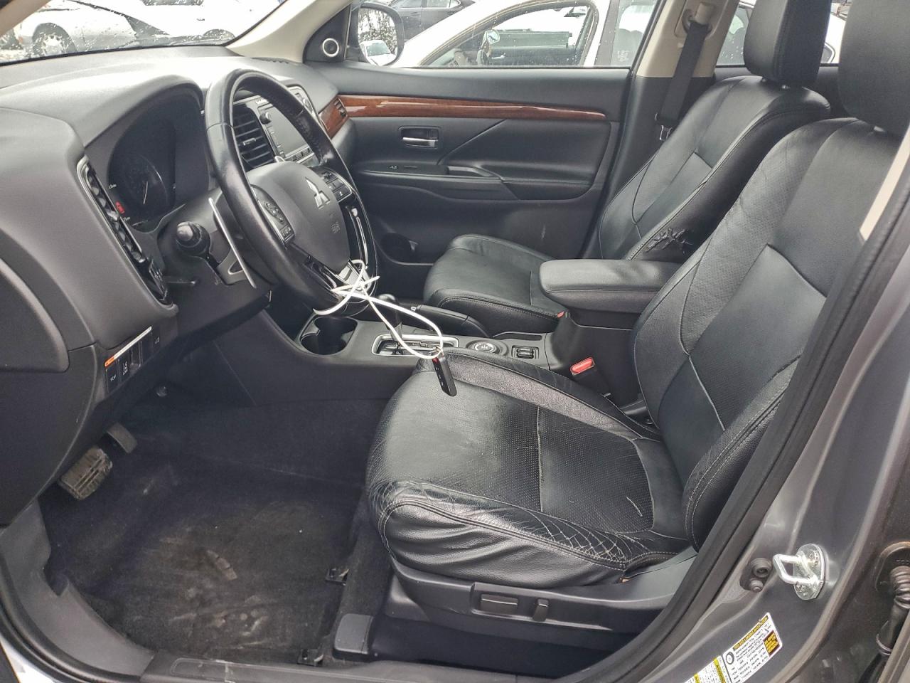 MITSUBISHI OUTLANDER GT