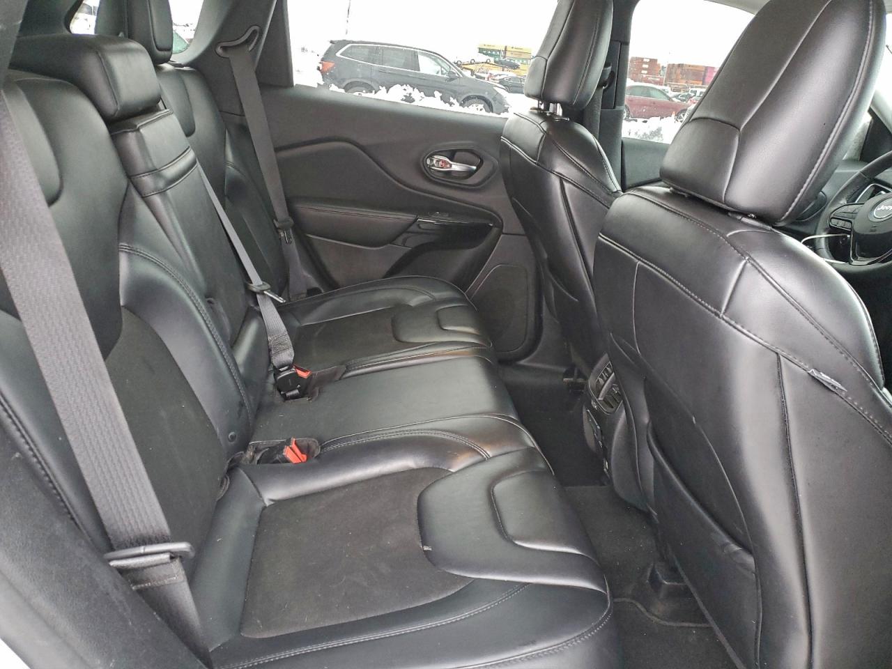 JEEP GRAND CHEROKEE LATITUDE PLUS