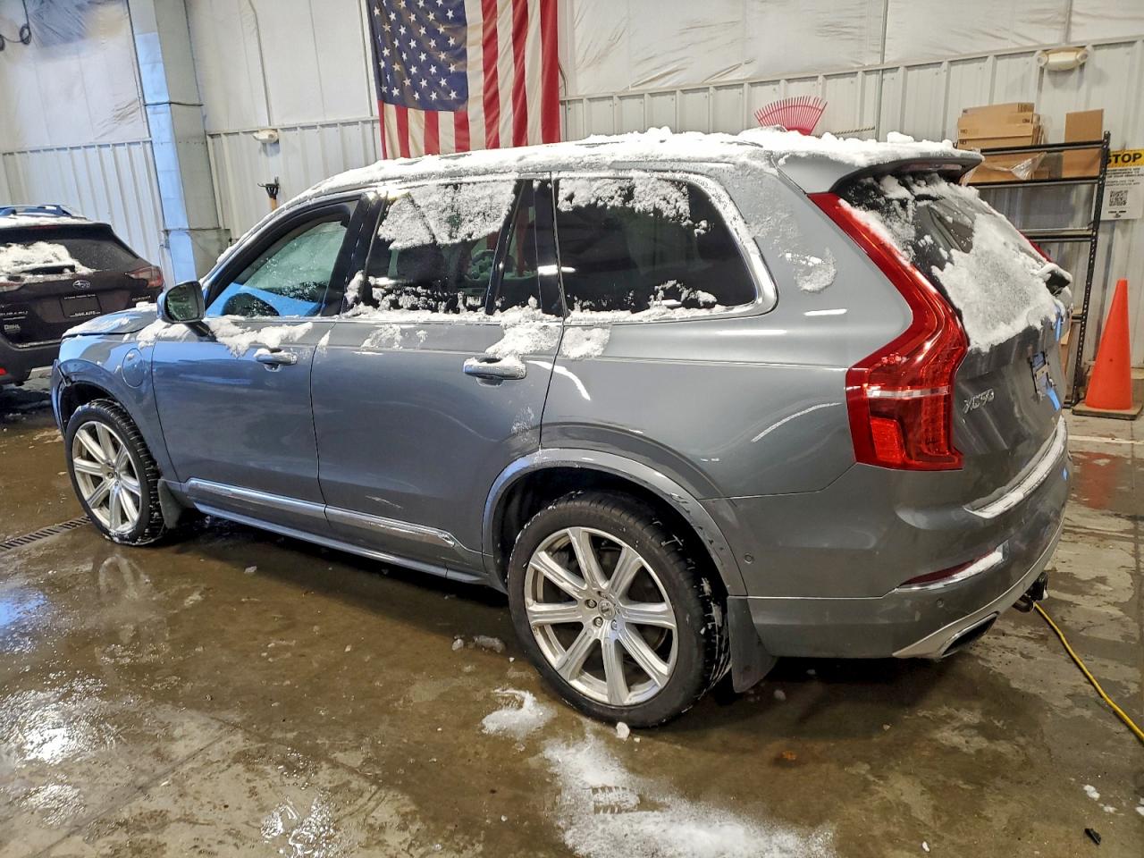 VOLVO XC90 T8
