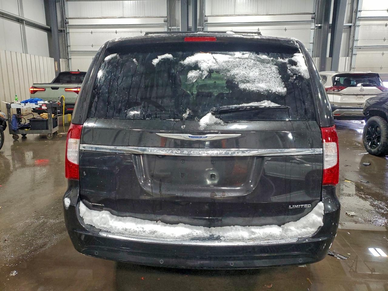 Lot #3304563465 2014 CHRYSLER TOWN & COU