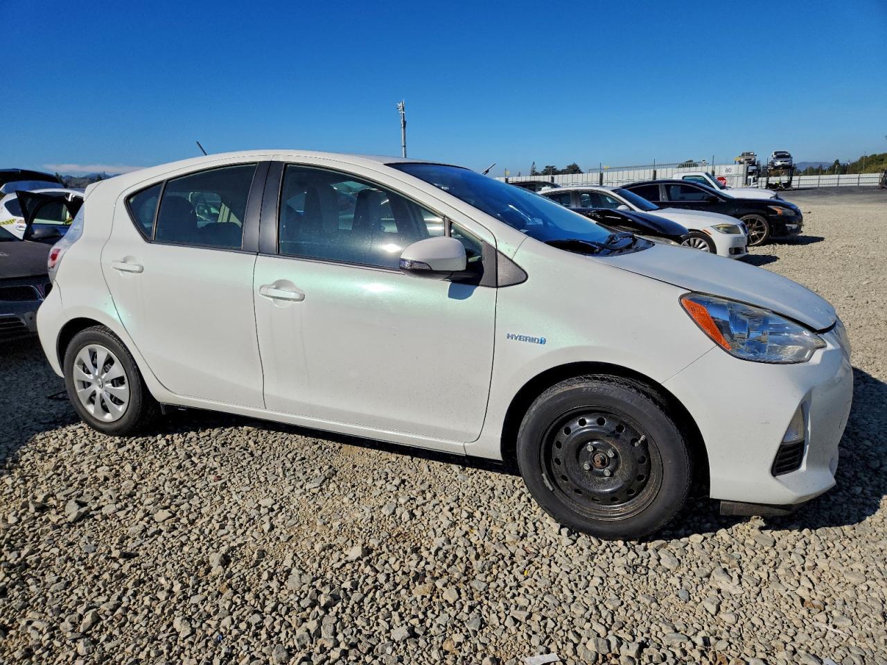 TOYOTA PRIUS C