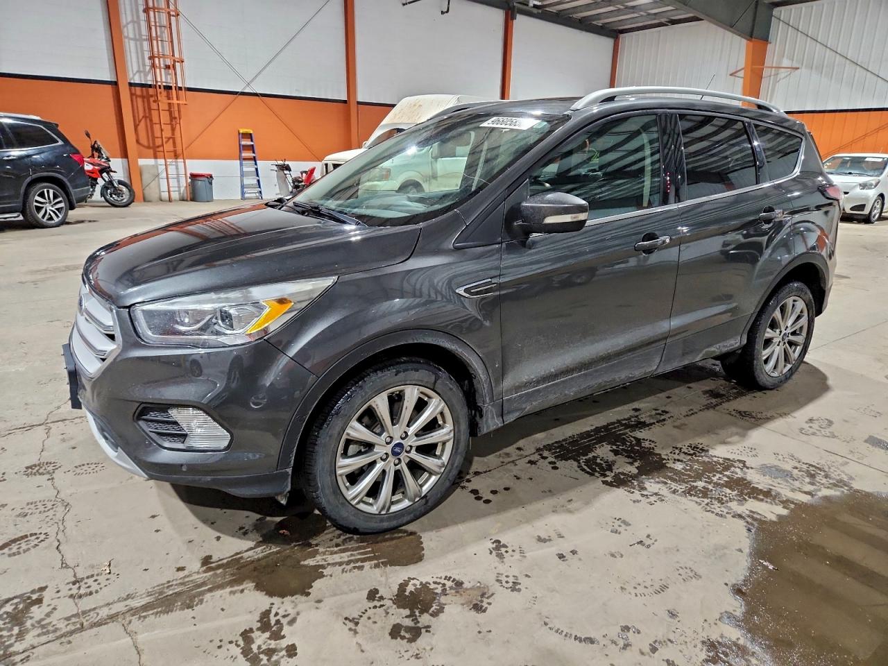 FORD ESCAPE TITANIUM