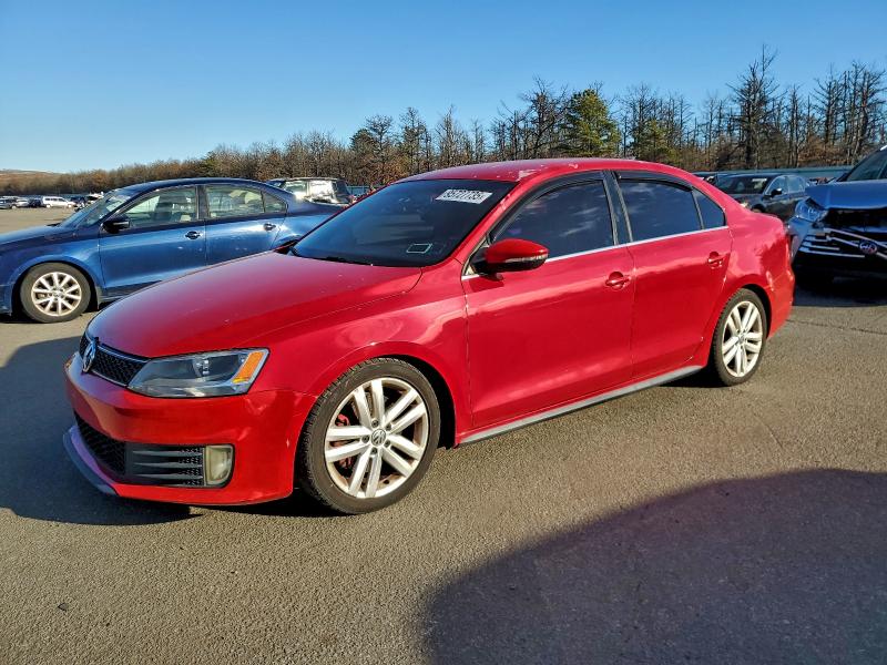 2012 VOLKSWAGEN JETTA GLI #3305305335
