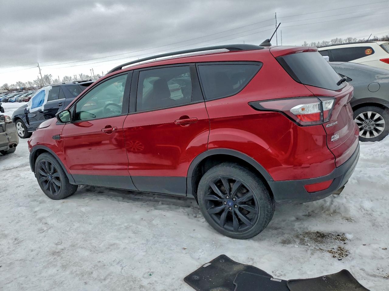FORD ESCAPE SE