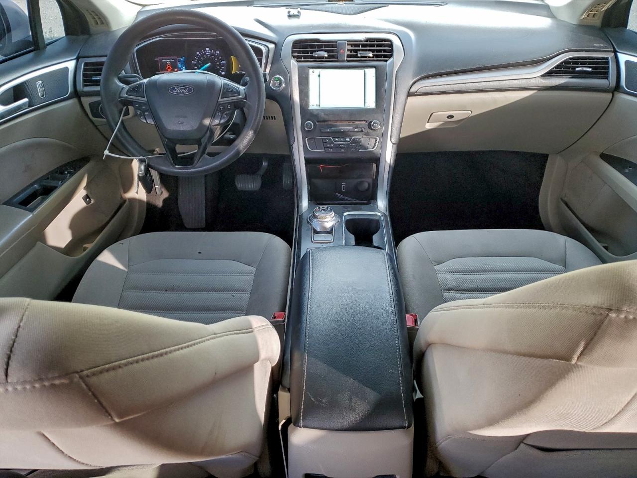 FORD FUSION SE HYBRID