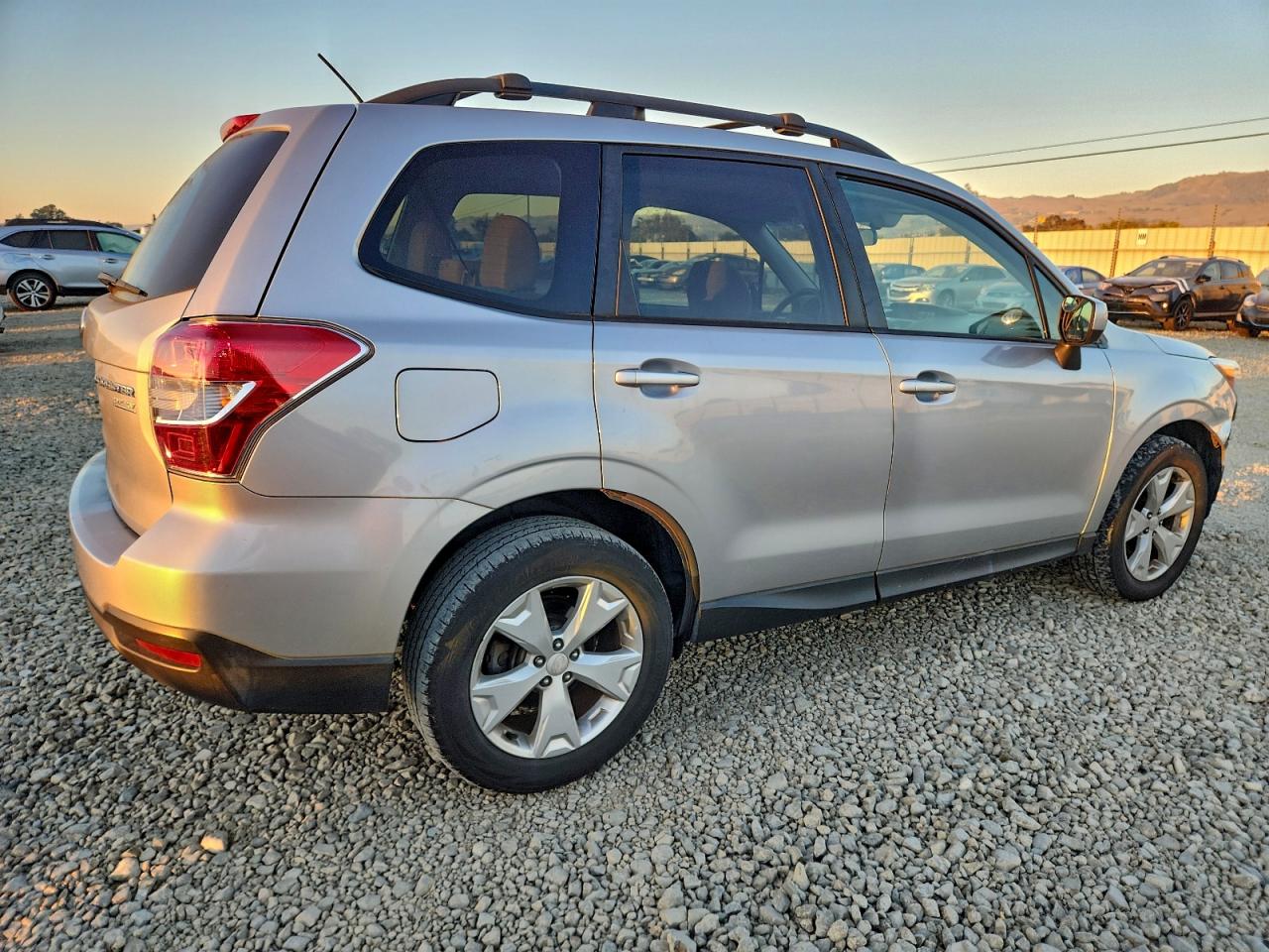 Lot #3317026110 2015 SUBARU FORESTER 2