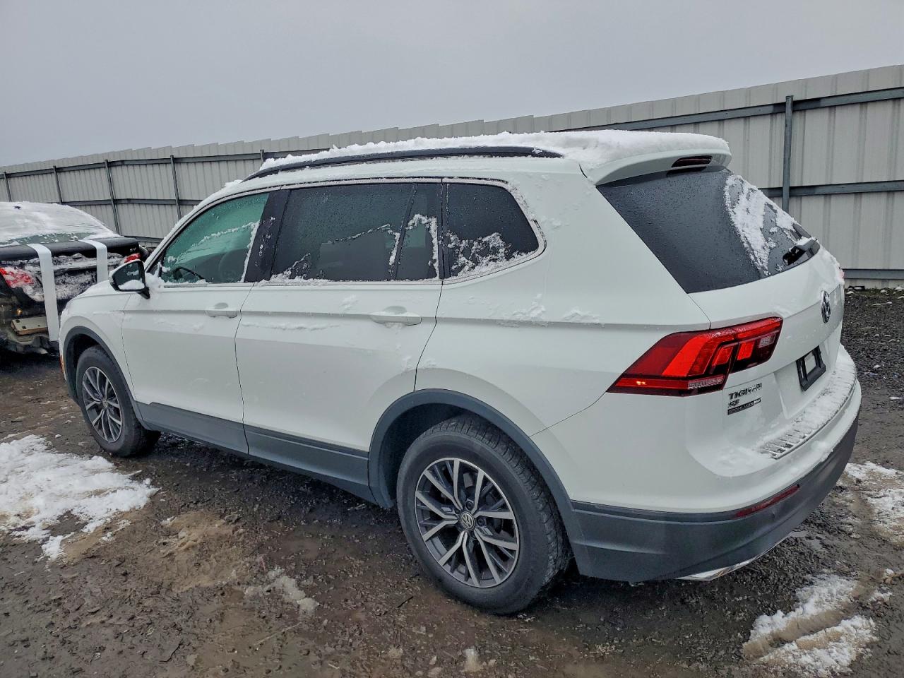 VOLKSWAGEN TIGUAN SE