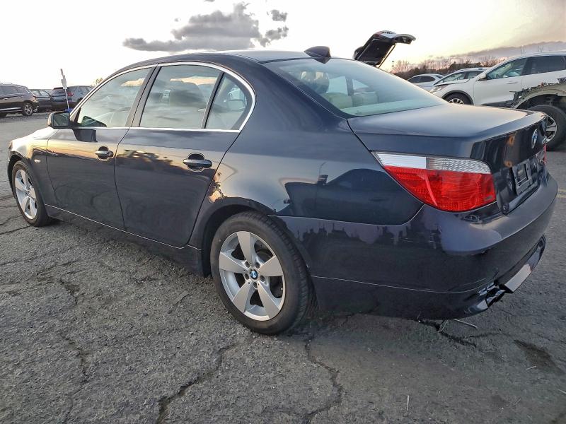 2007 BMW 530 XI #3305303306