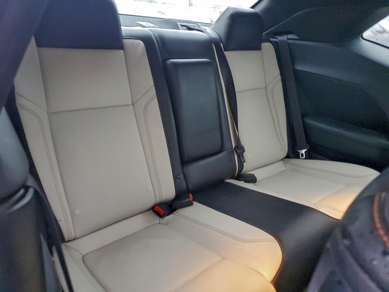 DODGE CHALLENGER SXT PLUS