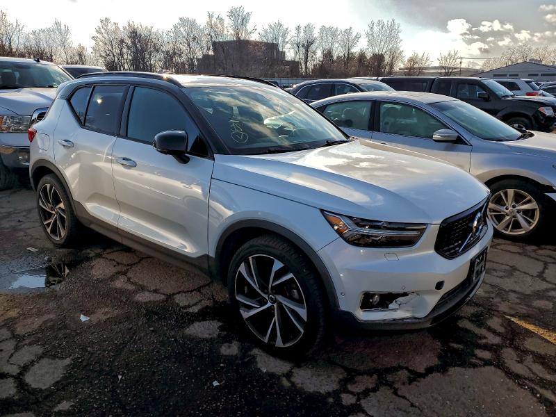 2019 VOLVO XC40 T5 MO #3304515519