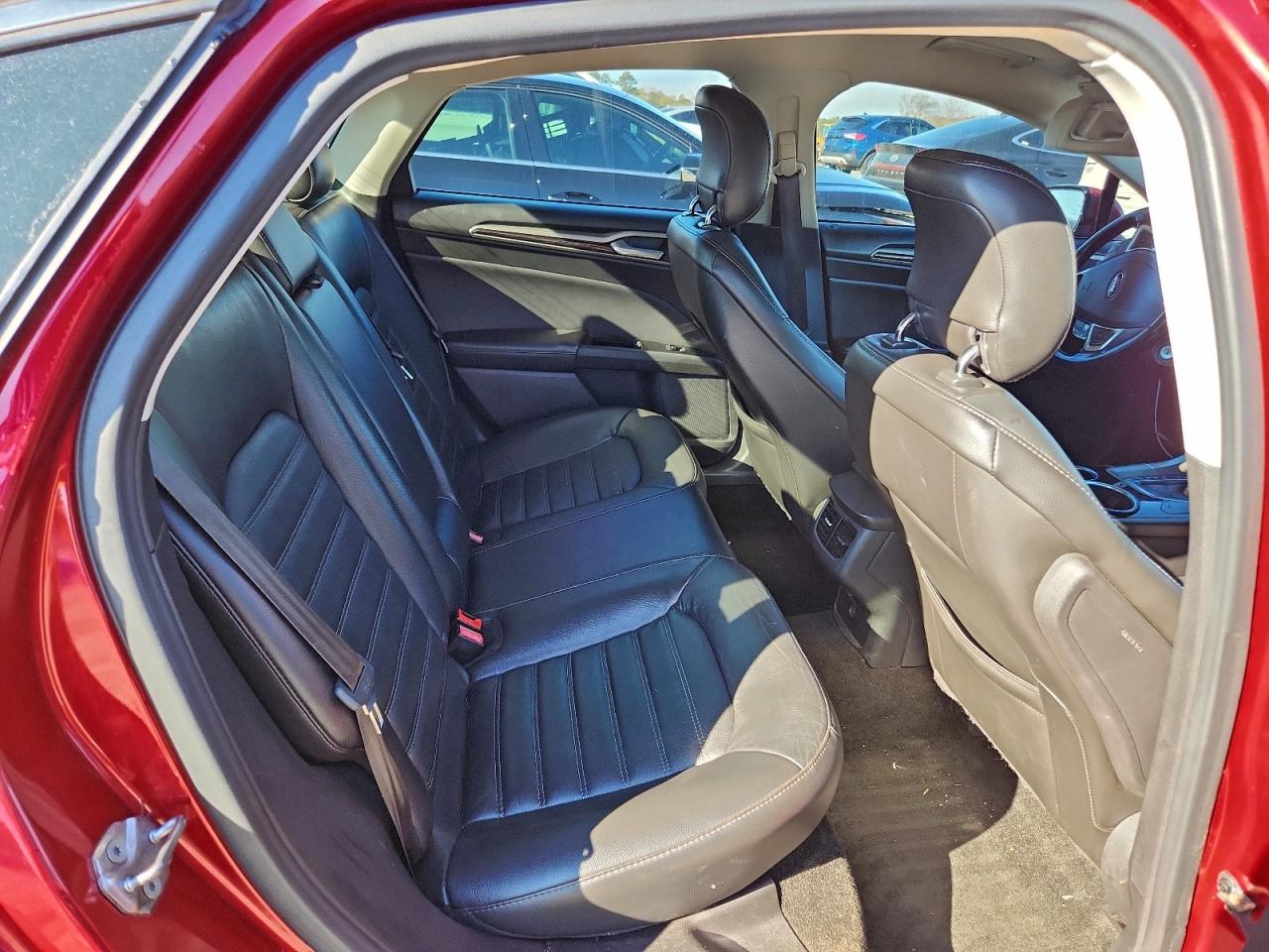 Lot #3315993084 2013 FORD FUSION SE