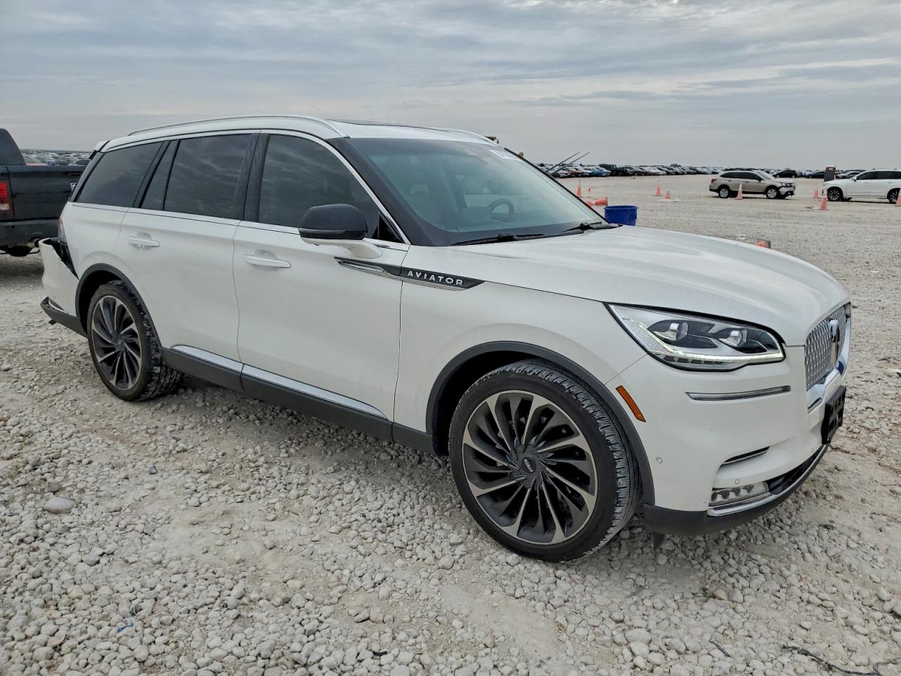 LINCOLN AVIATOR RESERVE