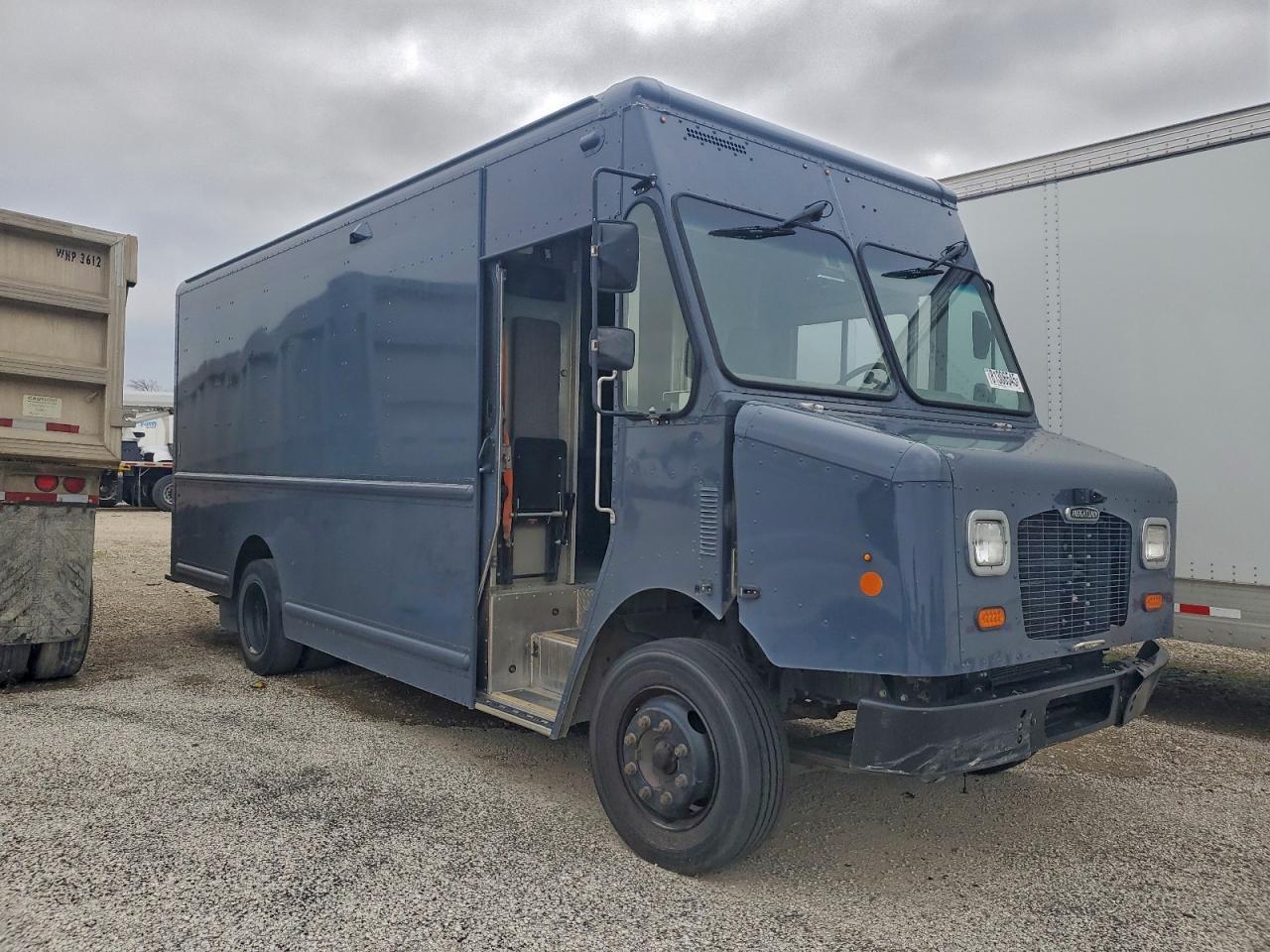 Lot #3308315177 2020 FREIGHTLINER MT45