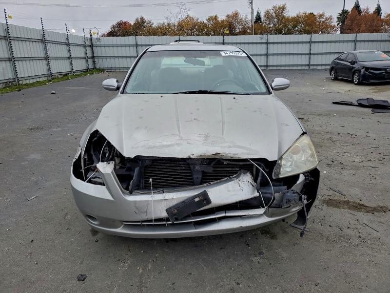 2005 NISSAN ALTIMA SE #3303033612