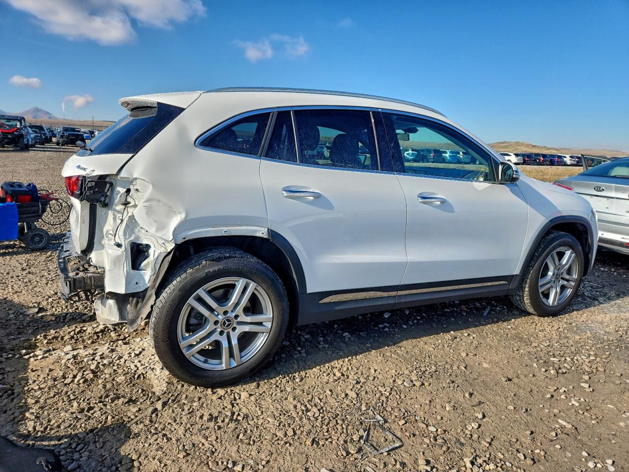 MERCEDES-BENZ GLA-CLASS 250 4MATIC