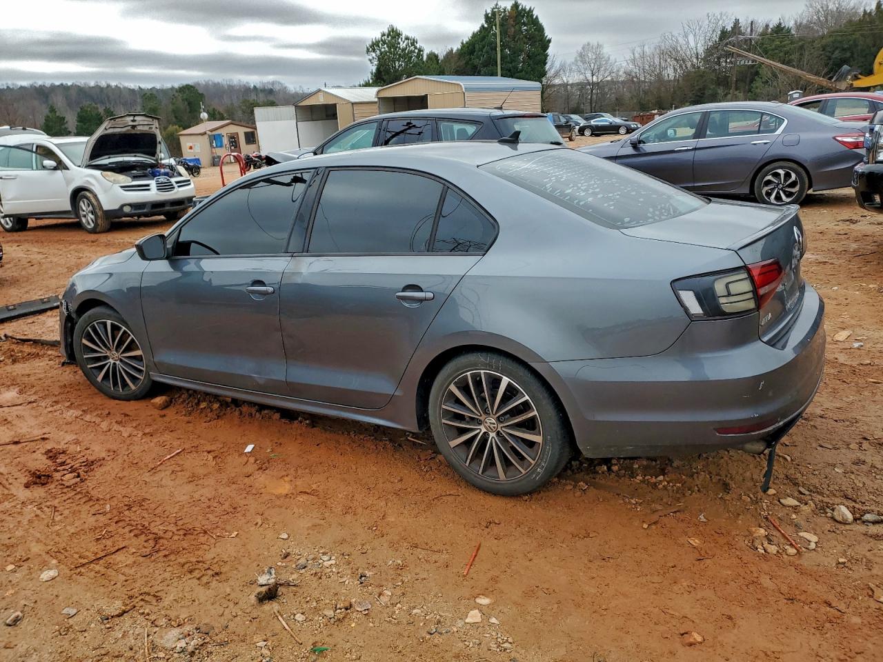 Lot #3310332964 2016 VOLKSWAGEN JETTA SPOR