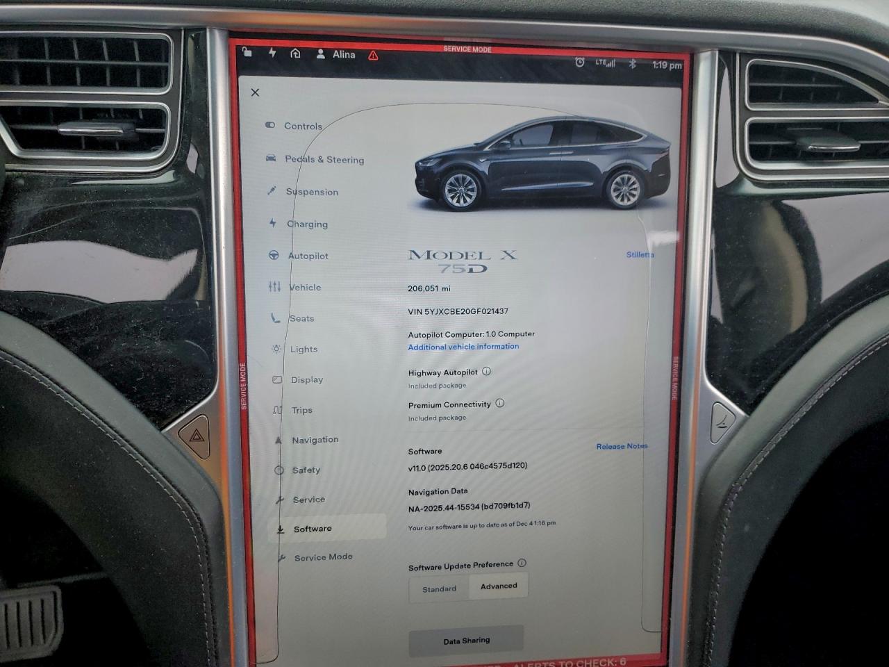 TESLA MODEL X
