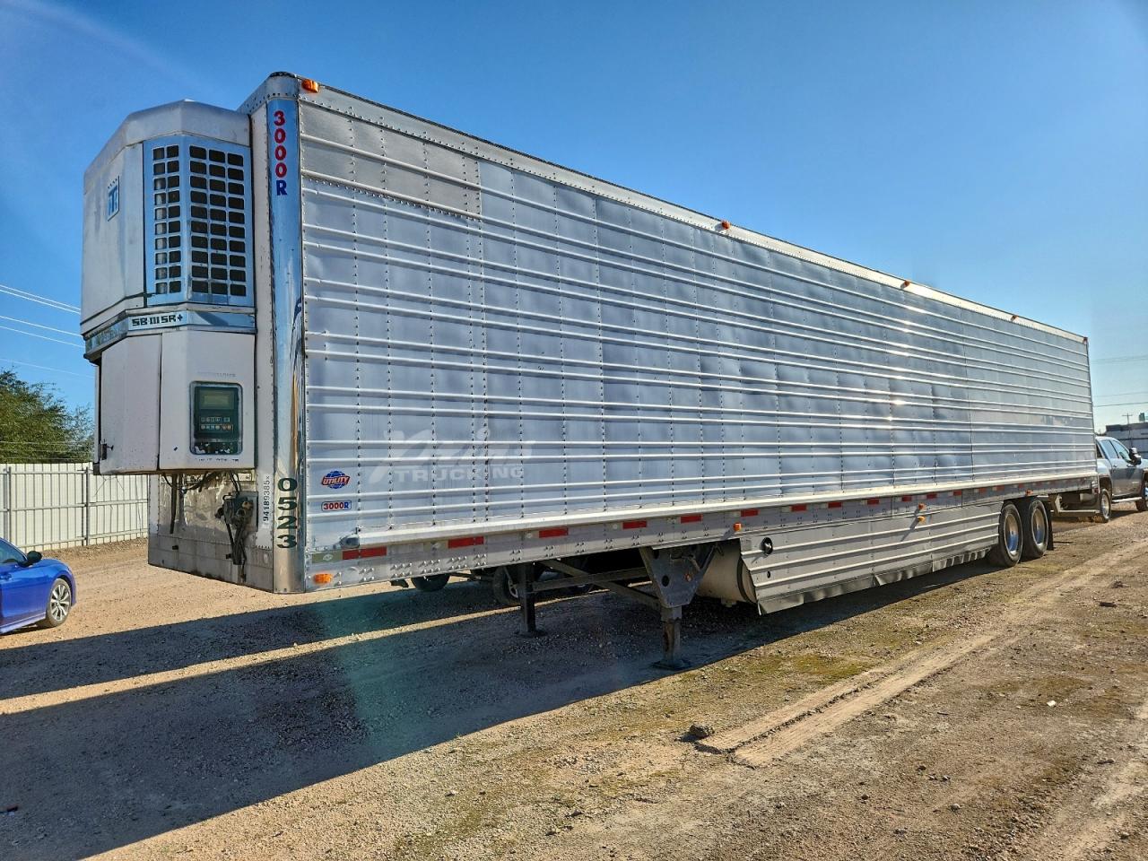 Lot #3310353958 2011 UTIL TRAILER