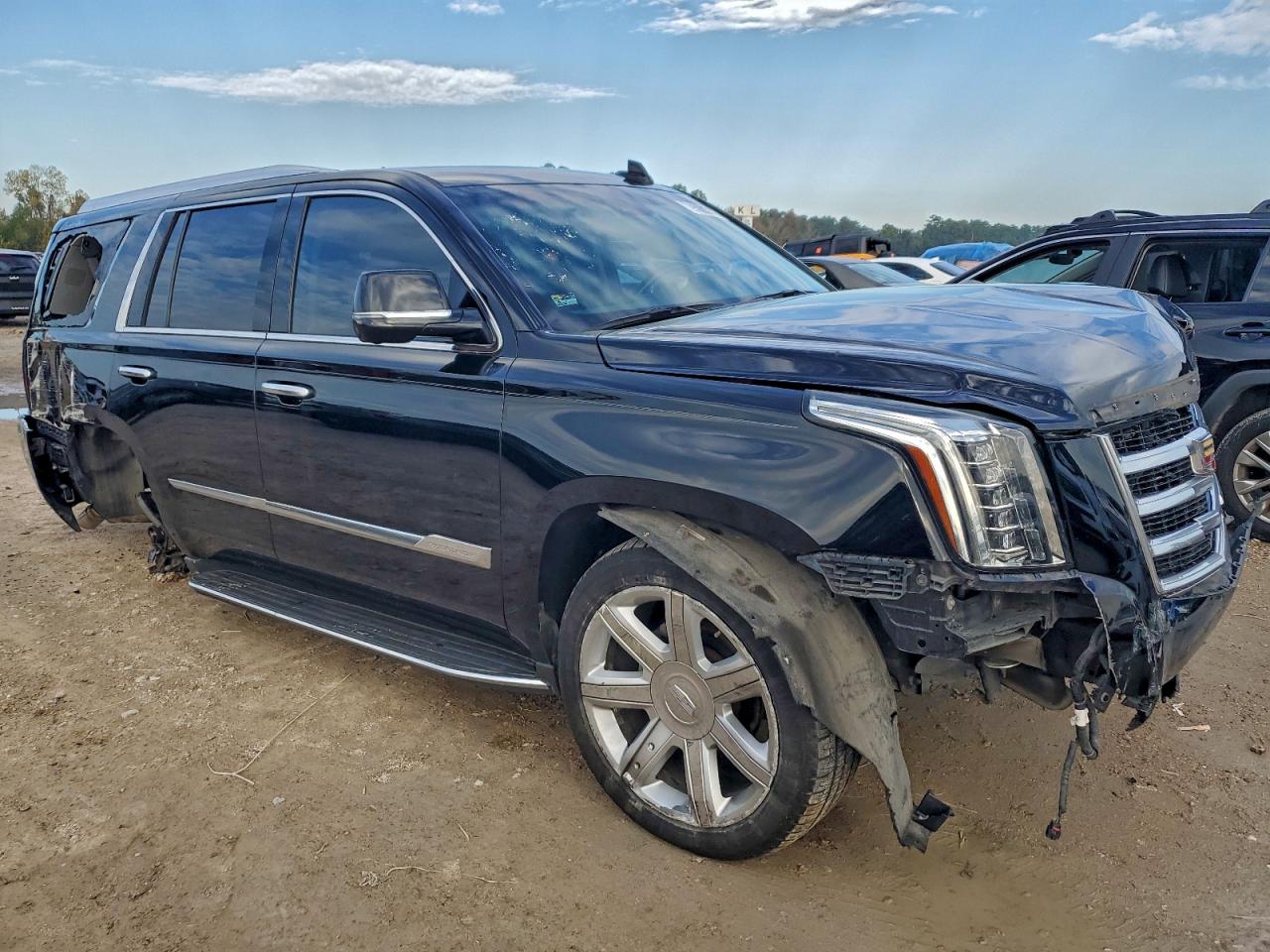 Lot #3311609238 2015 CADILLAC ESCALADE L