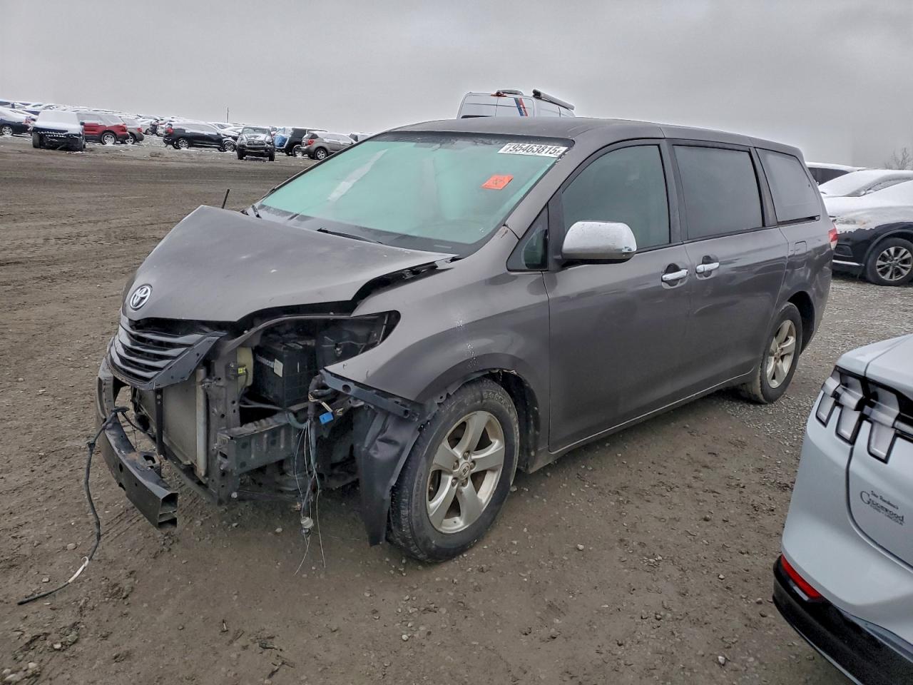 TOYOTA SIENNA