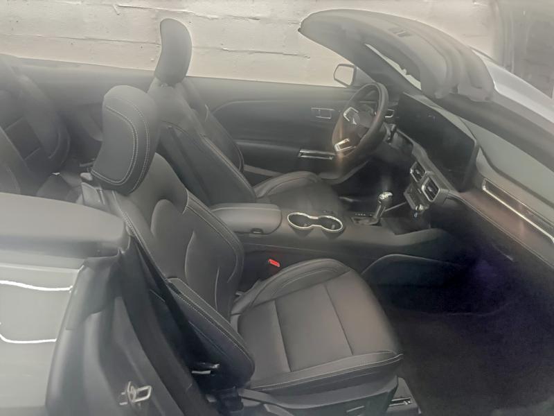 2025 FORD MUSTANG #3310325009