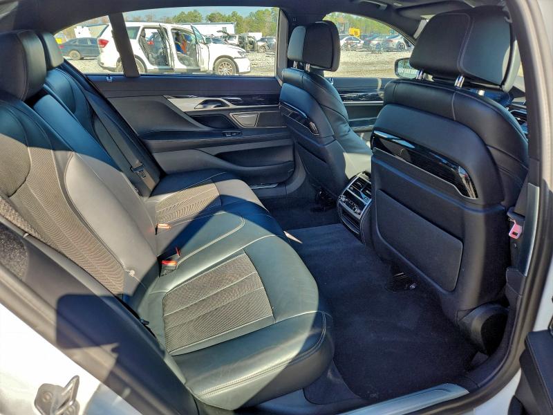 2020 BMW 745XE #3316802420