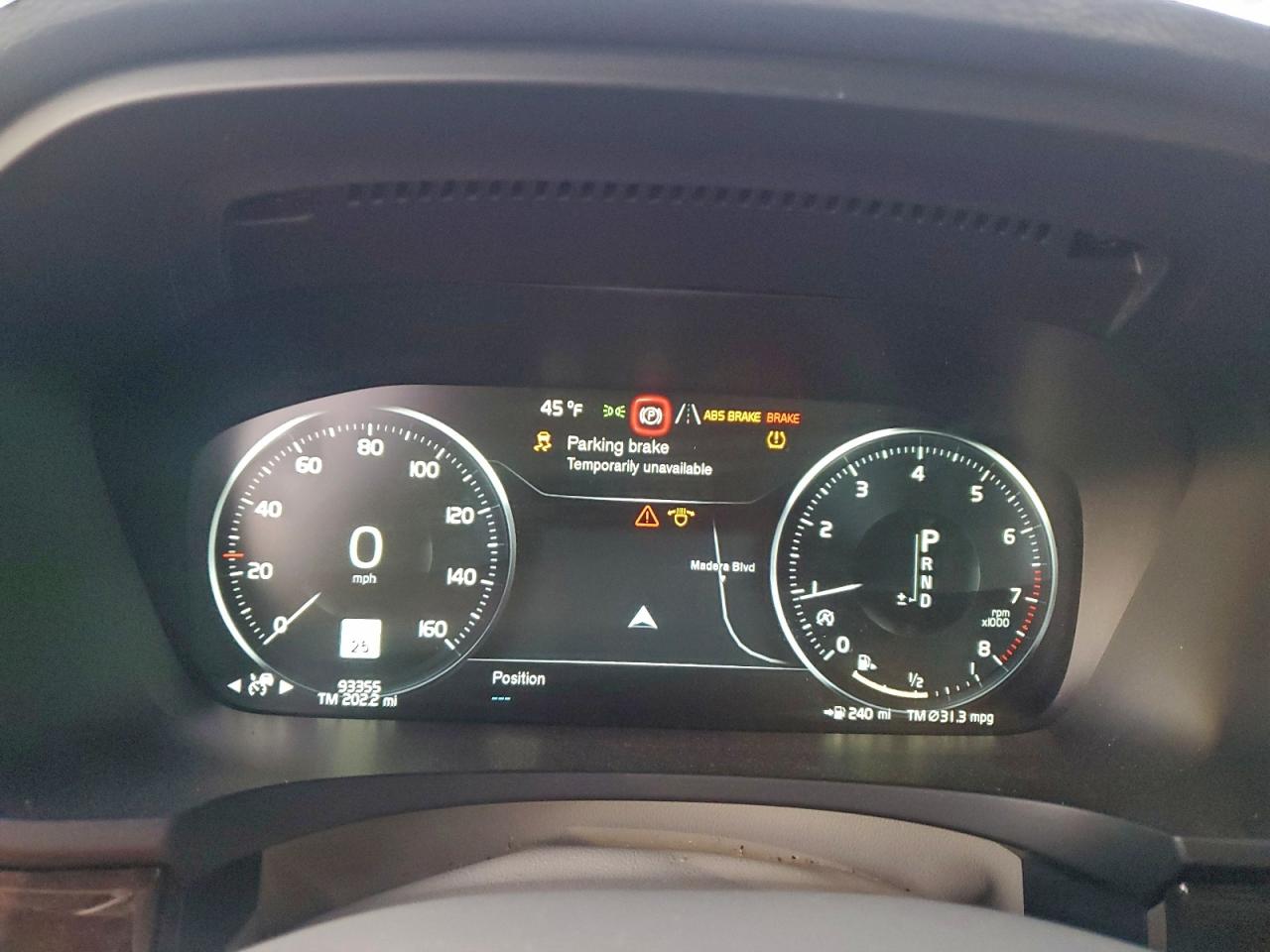 VOLVO S90 T5 MOMENTUM