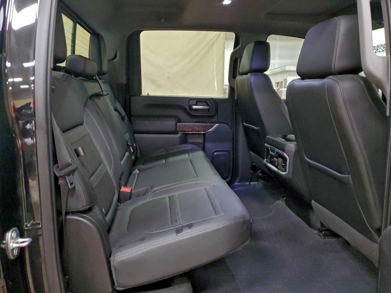 GMC SIERRA K2500 DENALI