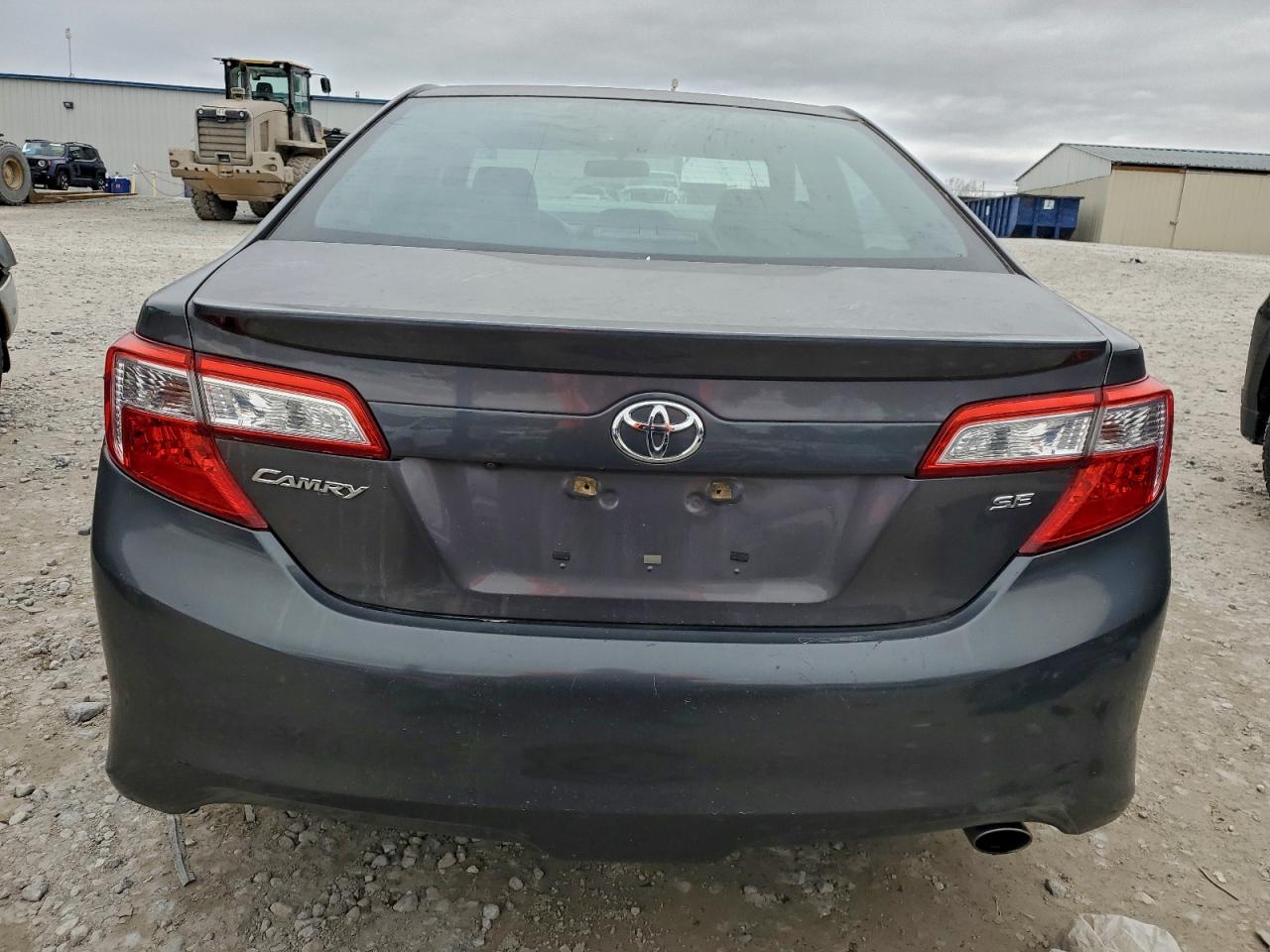 TOYOTA CAMRY L
