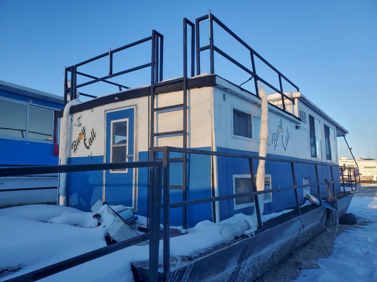 Lot #3305330340 1974 SKIPPERLINER HOUSEBOAT