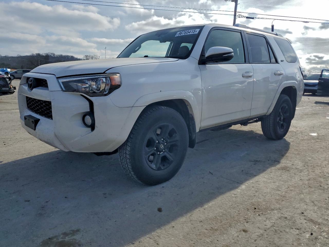 TOYOTA 4RUNNER SR5
