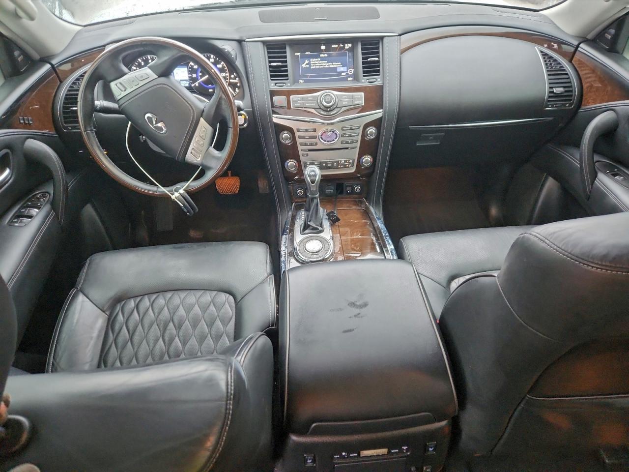 INFINITI QX80 LUXE