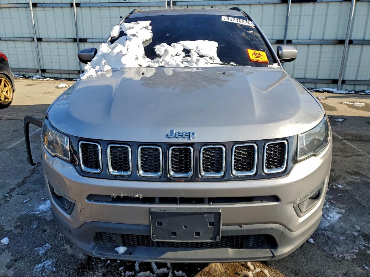 Lot #3317800127 2018 JEEP COMPASS LA