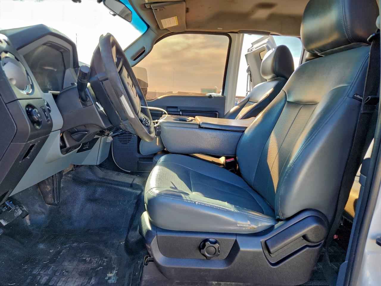 FORD F-250 SUPER DUTY