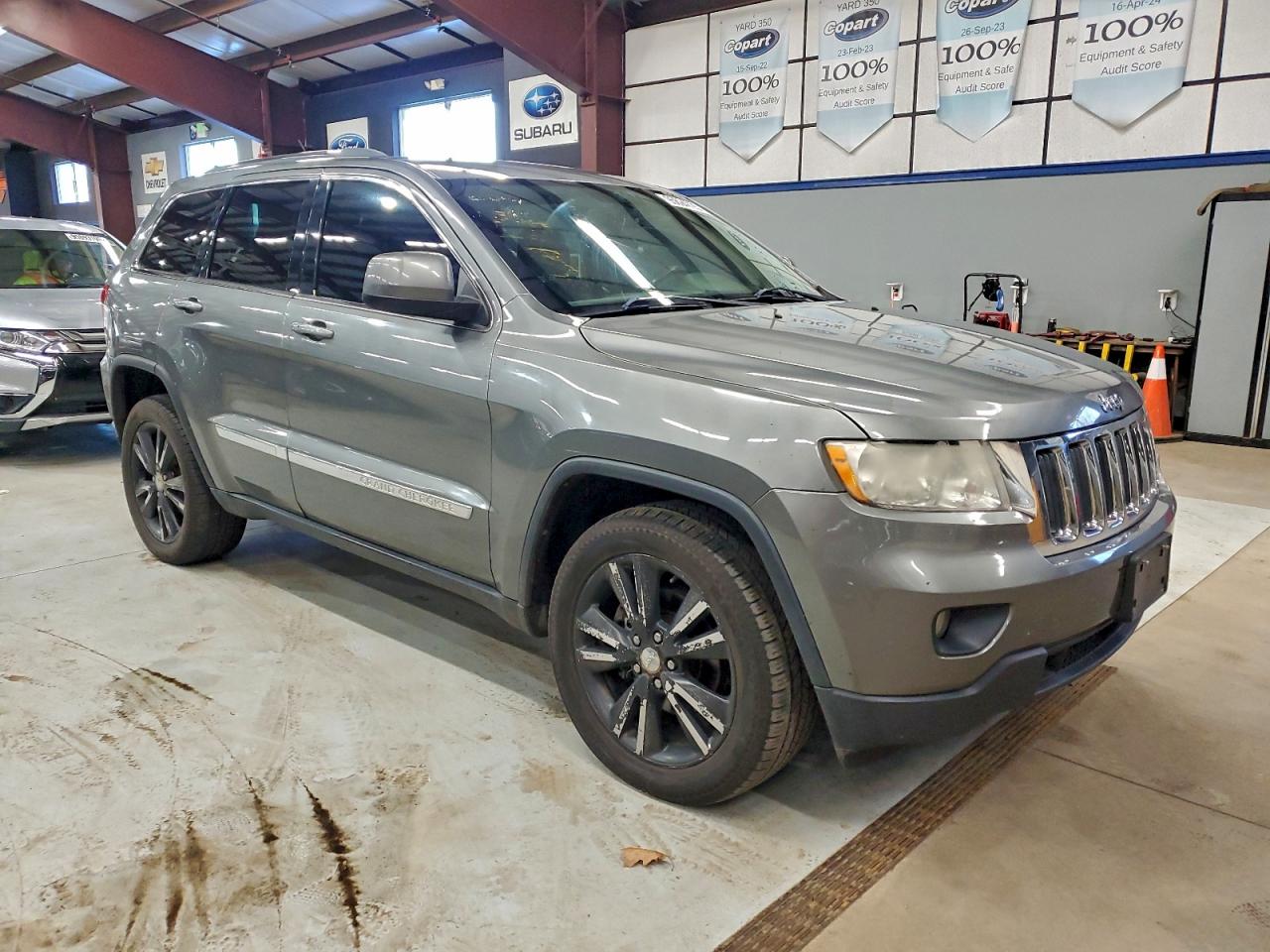 JEEP GRAND CHEROKEE LAREDO