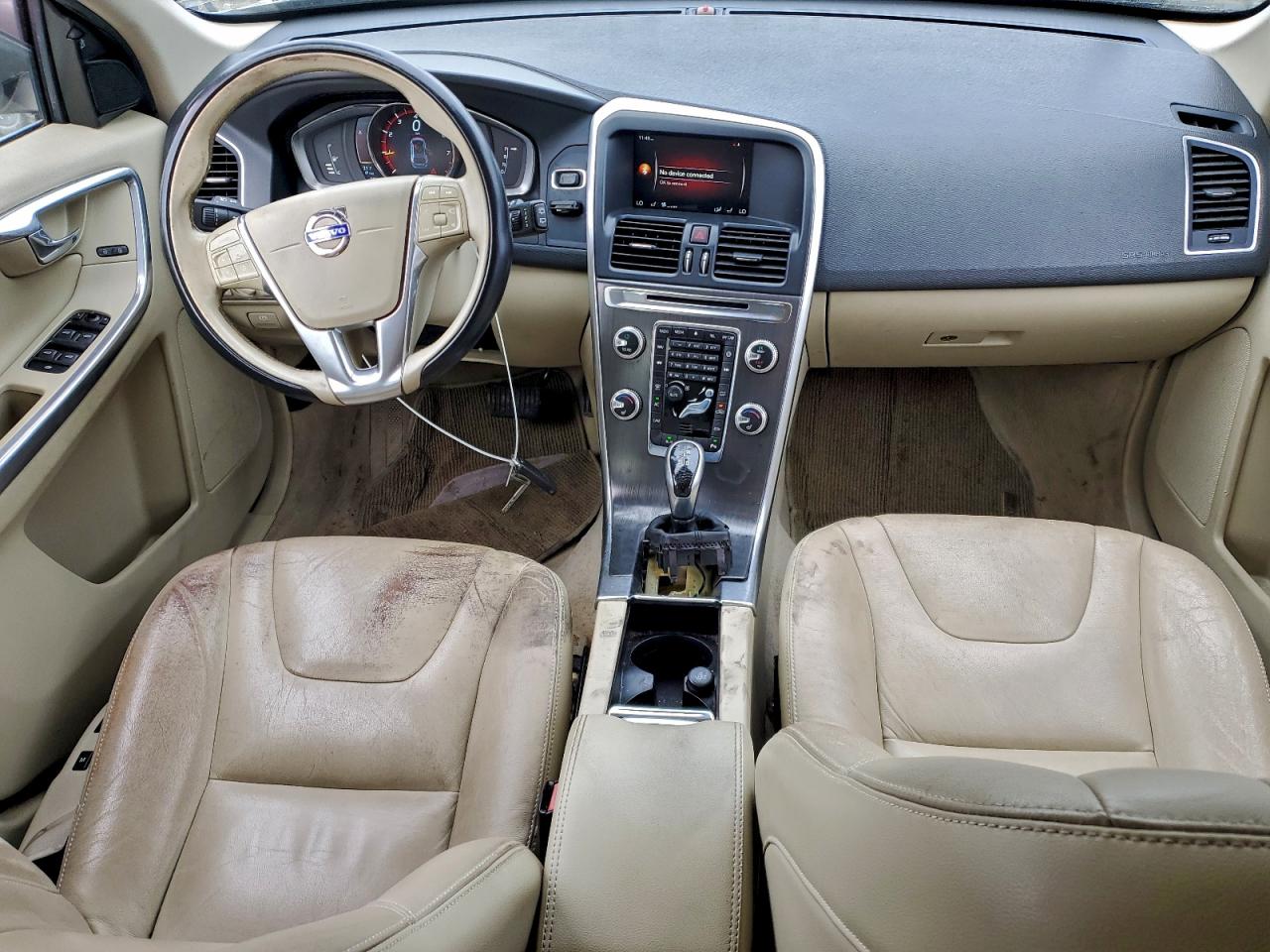 VOLVO XC60 T5 PREMIER