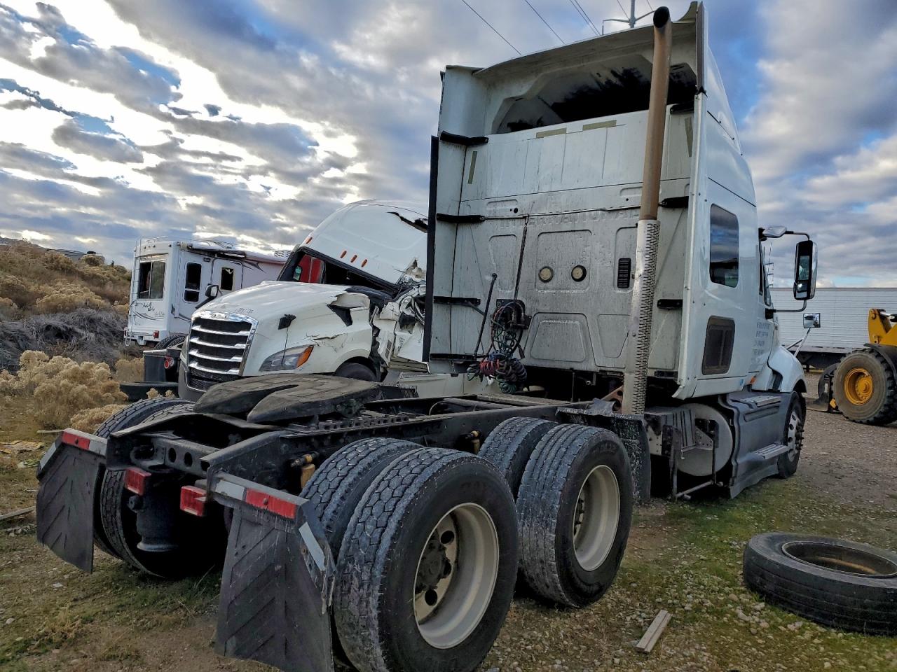Lot #3318989313 2014 INTERNATIONAL PROSTAR